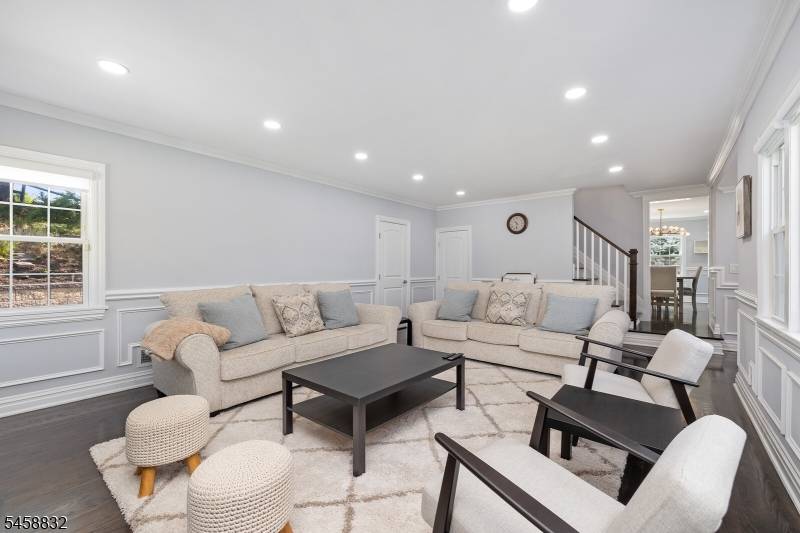 330 Springfield Ave, Westfield Town, NJ 07090