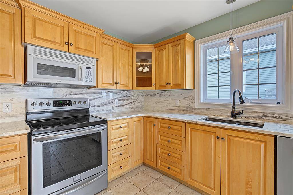 6 Horizon Place, Conception Bay South, NL A1W 4L6