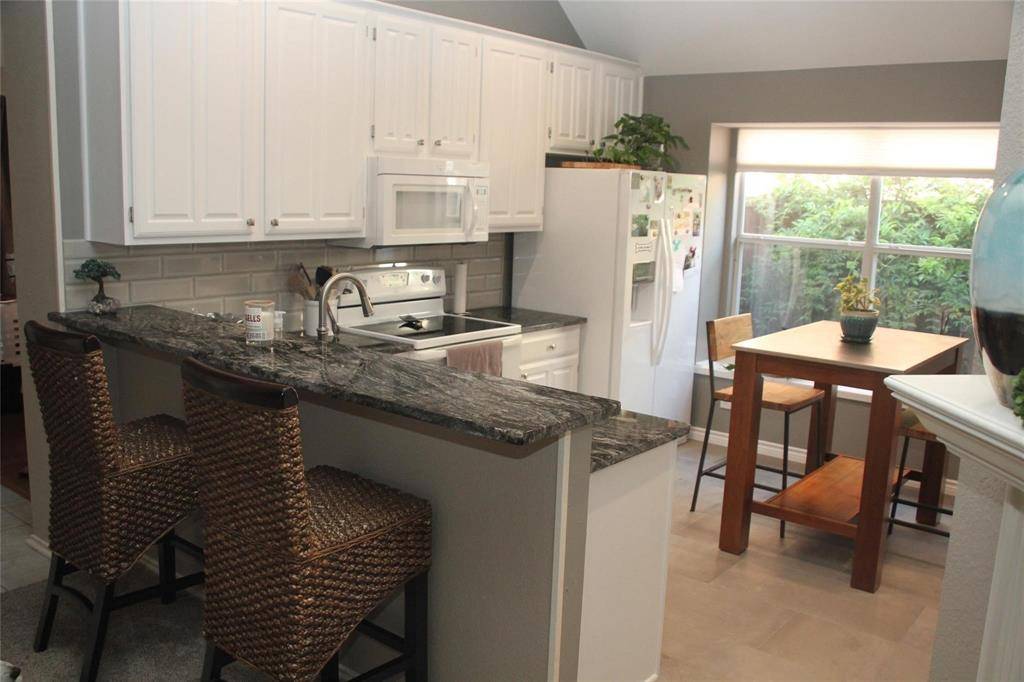 1005 Calgary Court, Lewisville, TX 75077