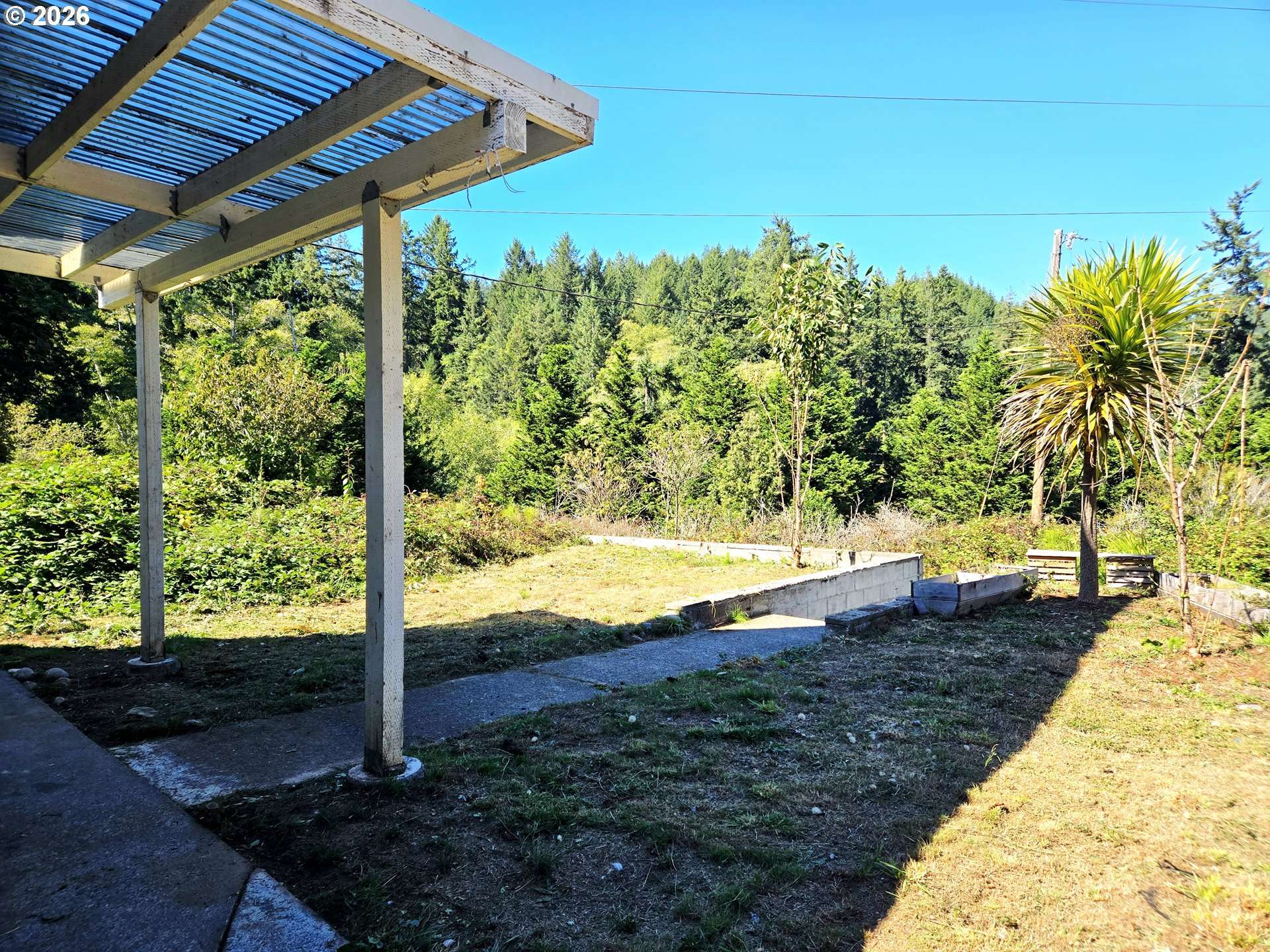 17735 CARPENTERVILLE RD, Brookings, OR 97415