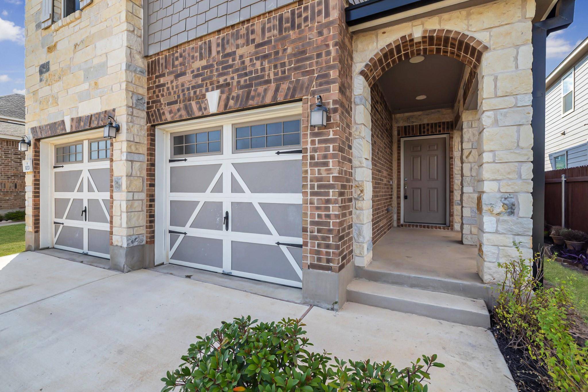1021 Cowberry DR, Georgetown, TX 78626