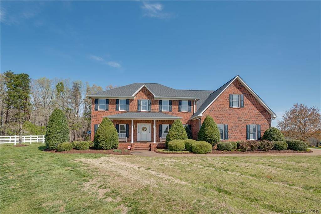 171 Brookfield DR, Forest City, NC 28043