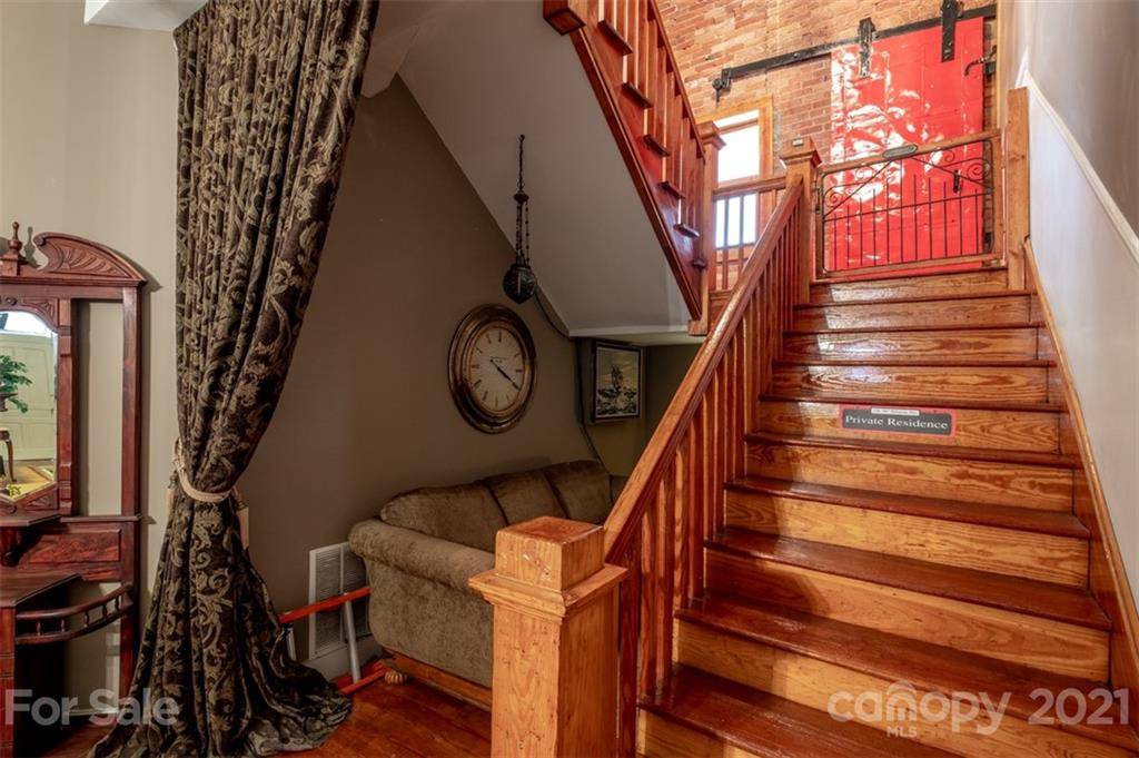 28 W Main ST, Brevard, NC 28712
