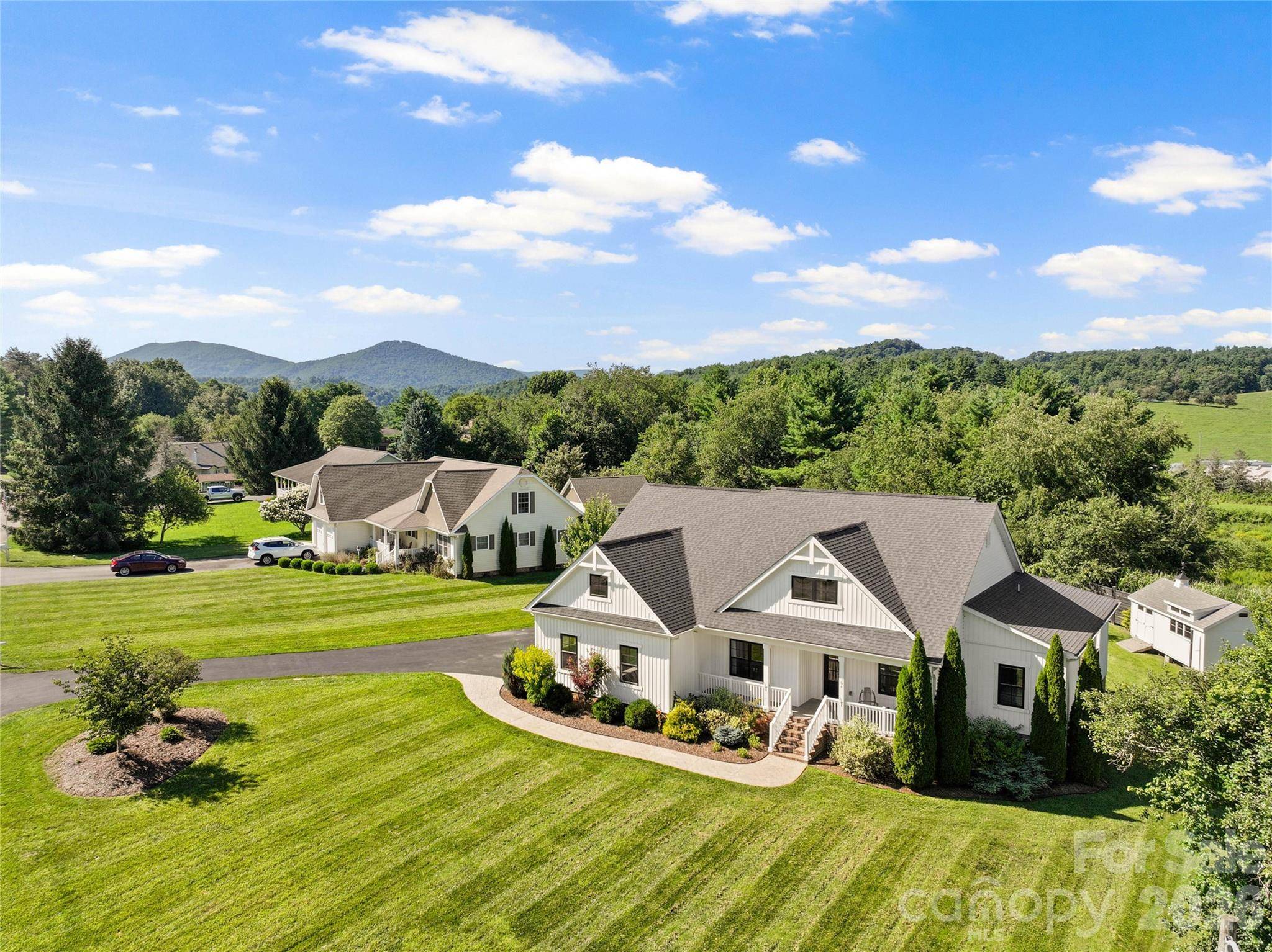394 Kellwood DR, Boone, NC 28607