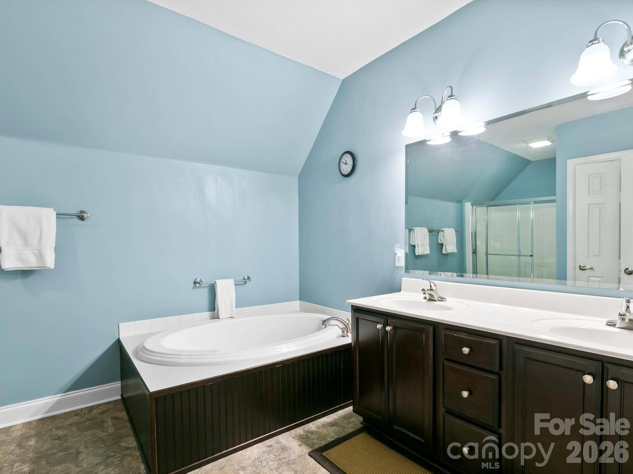 28 Chapel Park RD, Asheville, NC 28803