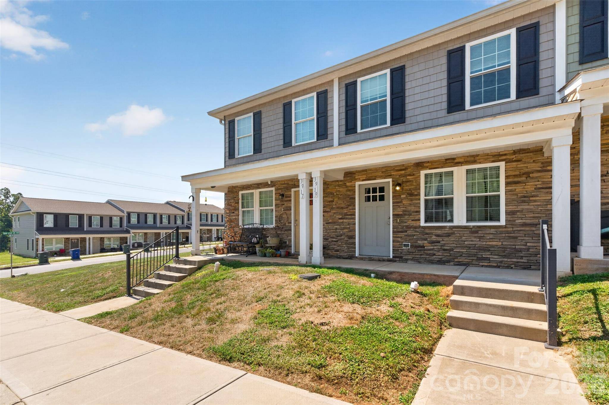 3919 Hemingway DR NW, Hickory, NC 28601