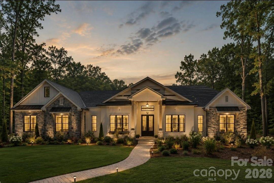 1015 Cane Manor CT, Waxhaw, NC 28173