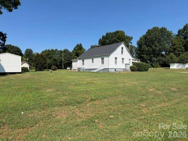 1722 Unity DR, Statesville, NC 28625