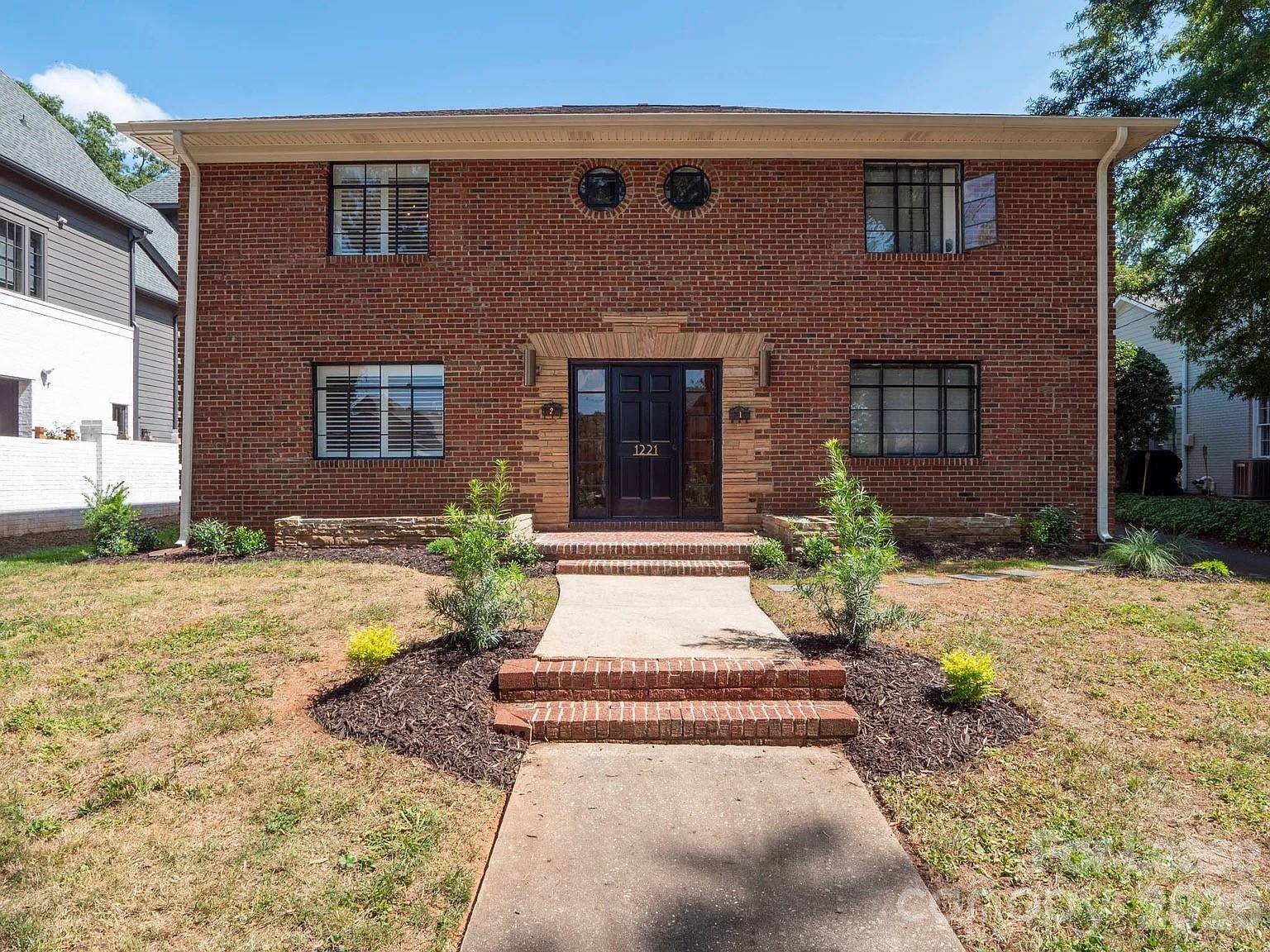 1221 S Kings DR #1, Charlotte, NC 28207