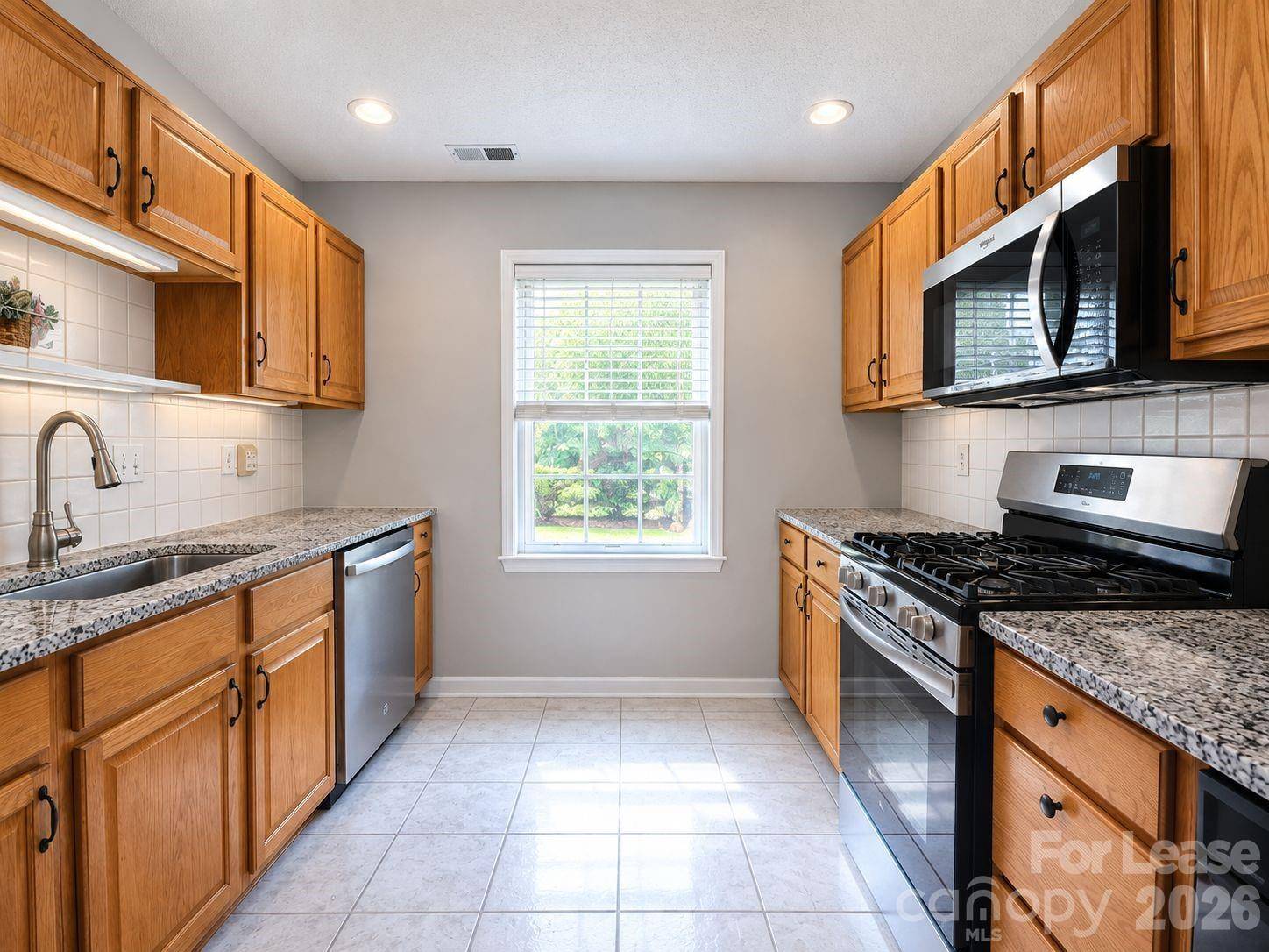 2022 Glouchester CIR, Charlotte, NC 28226