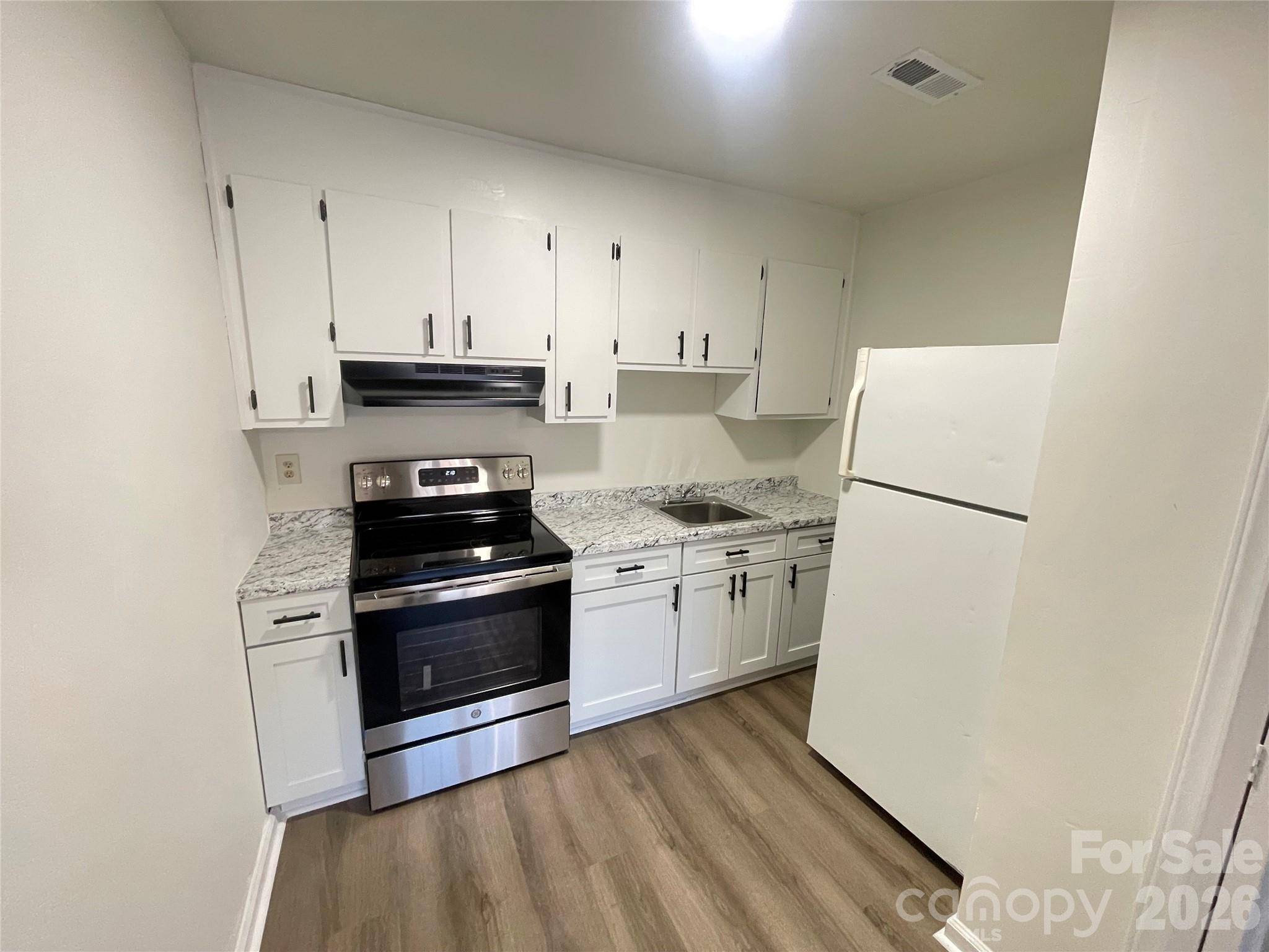 810 S Dalton ST, Gastonia, NC 28052