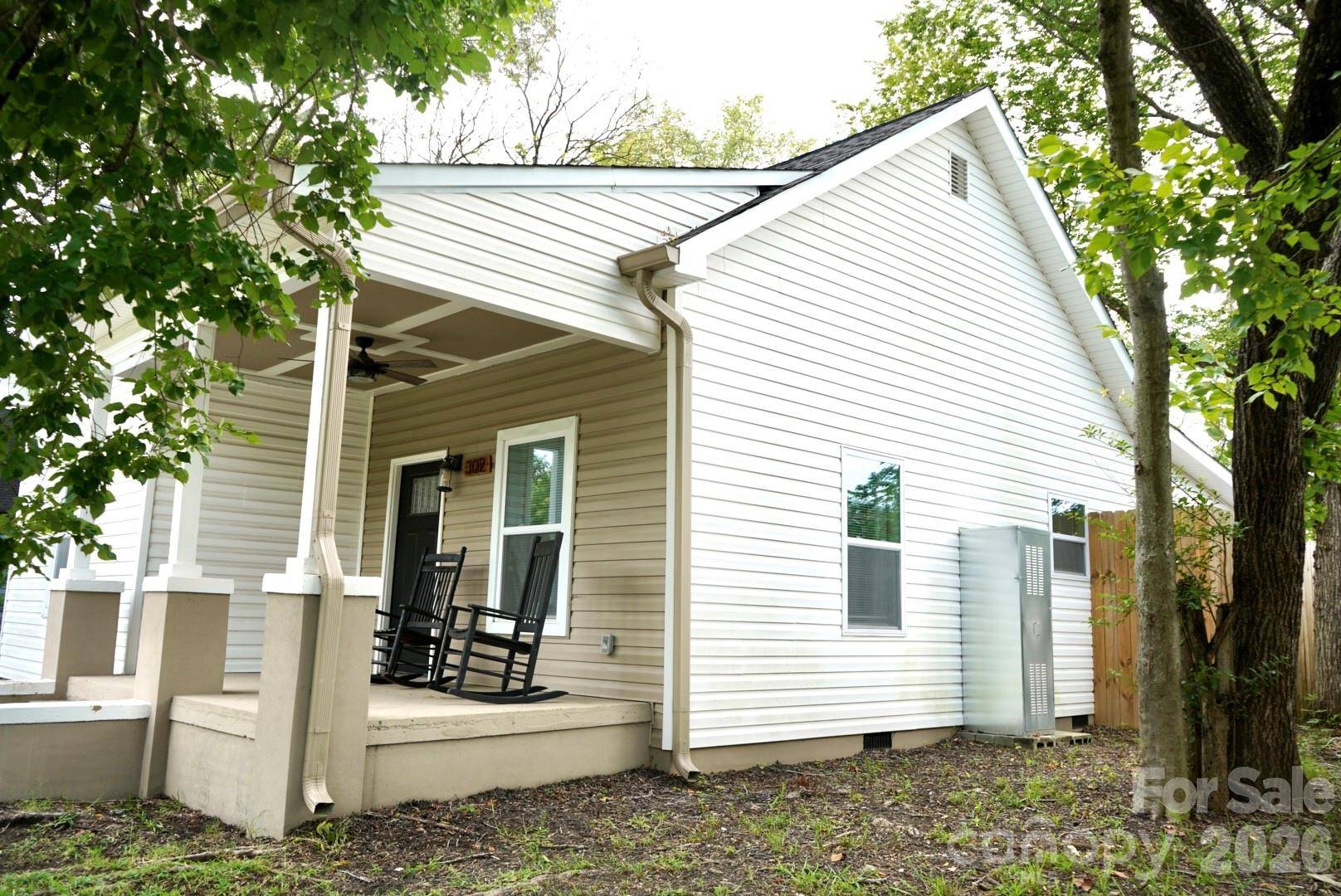 302 Cedar ST, Lancaster, SC 29720