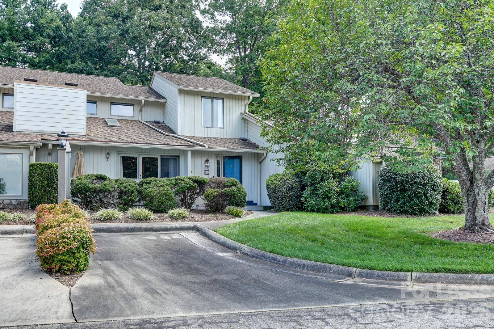 108 Cloverleaf LN, Asheville, NC 28803