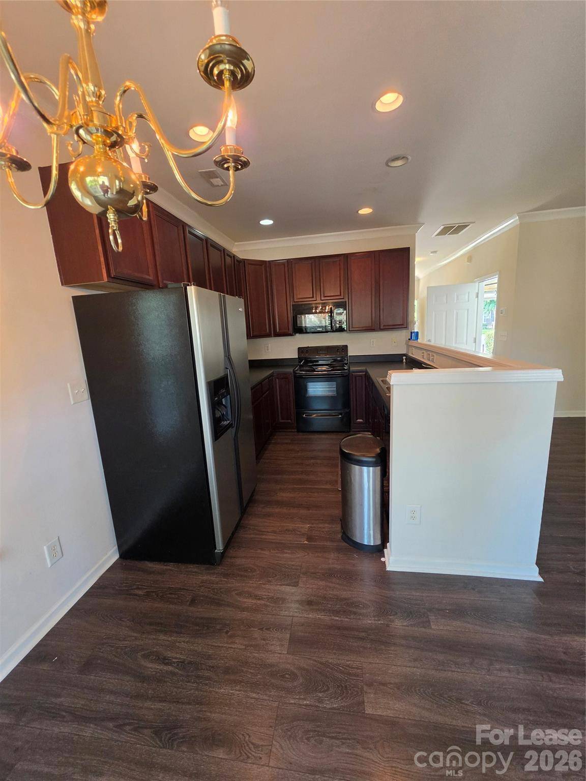 15542 Stronvar House LN, Charlotte, NC 28277