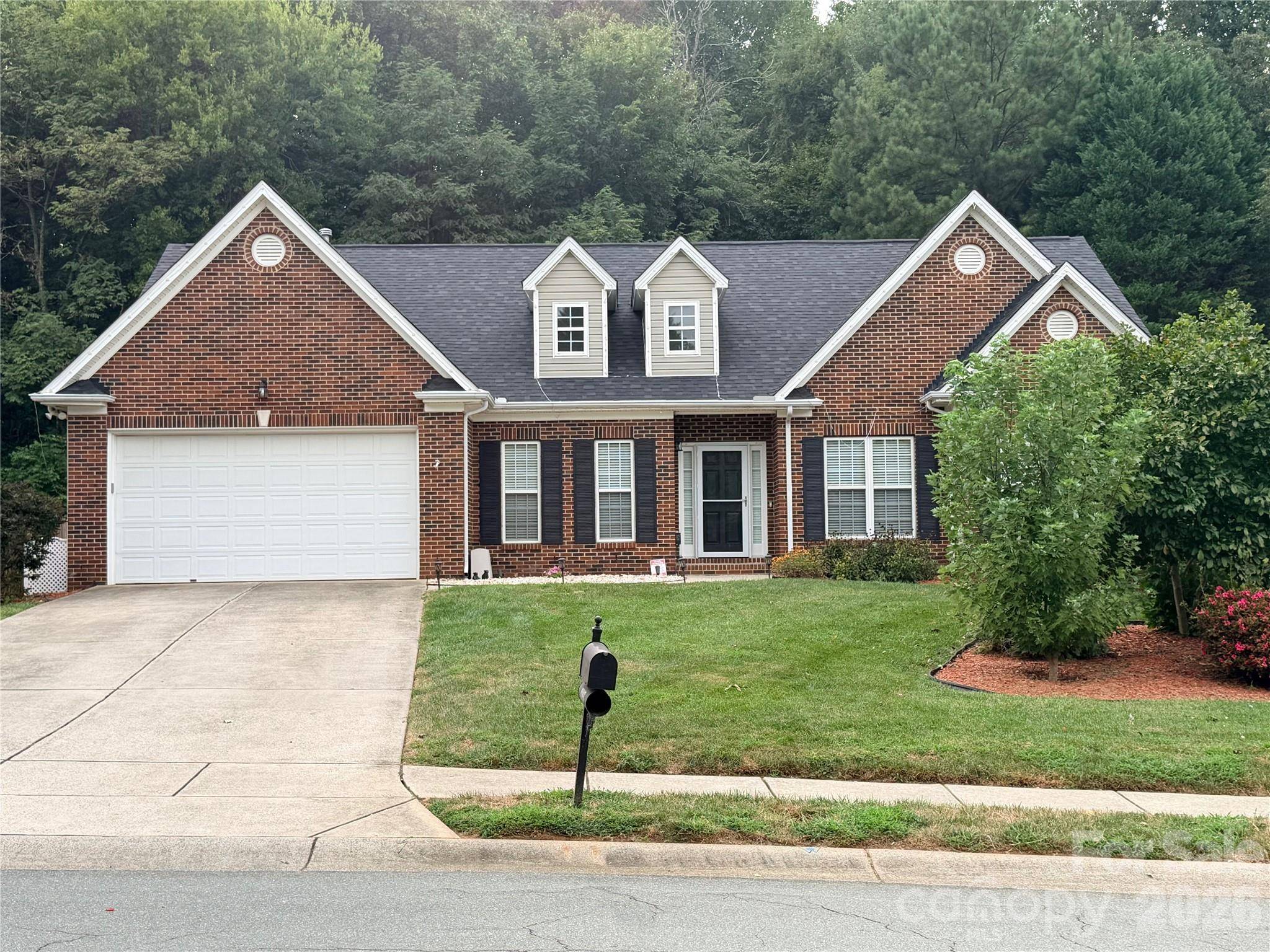 12015 Hampton Place DR, Charlotte, NC 28269