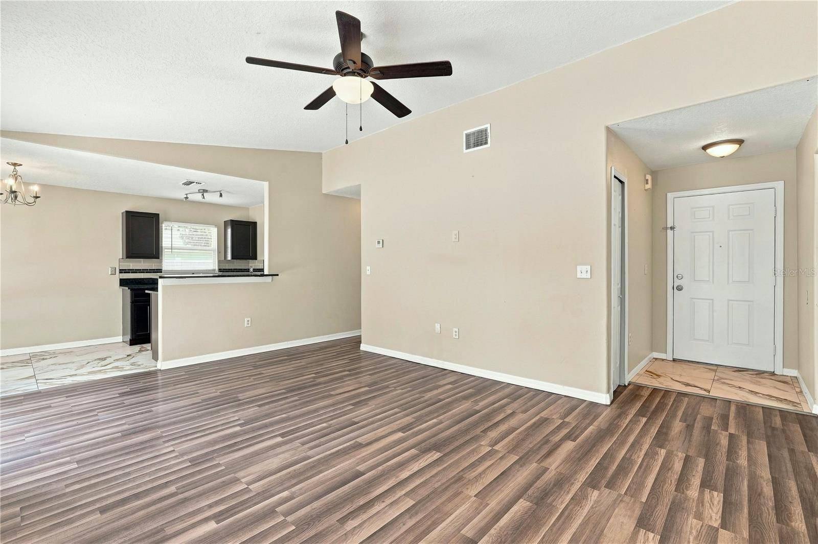 930 DERBYSHIRE DR, Kissimmee, FL 34758