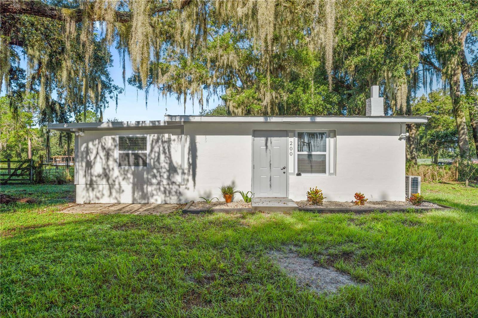 200 LAKE MARIAN RD, Kenansville, FL 34739