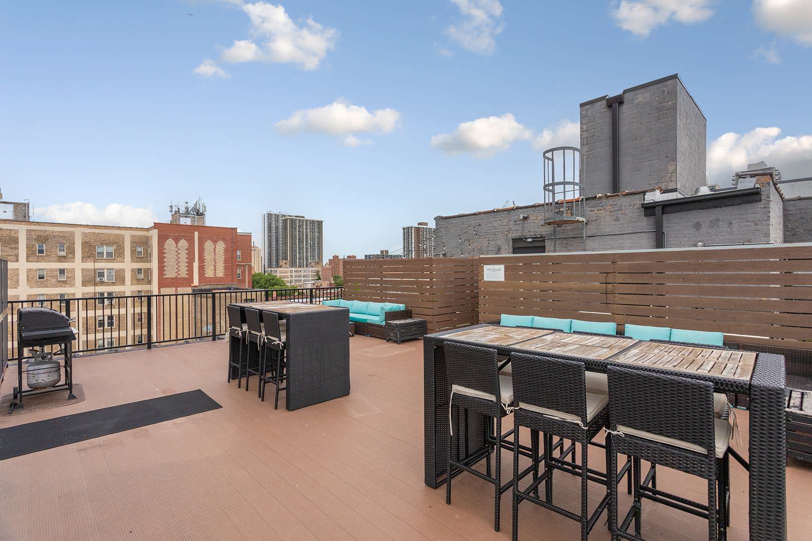 5718 N Winthrop AVE #507, Chicago, IL 60660