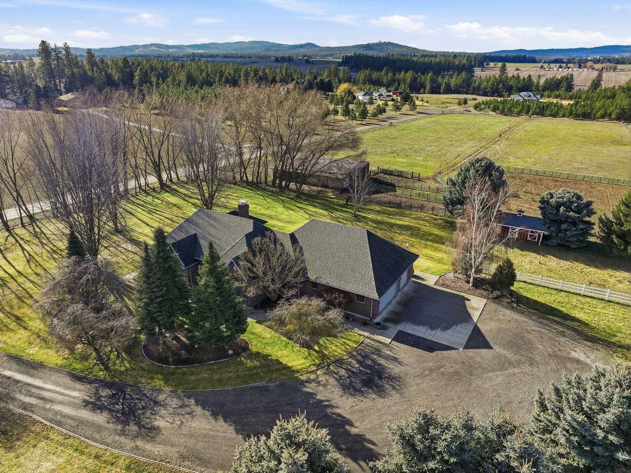 507 E Ziegler Ln, Colbert, WA 99005
