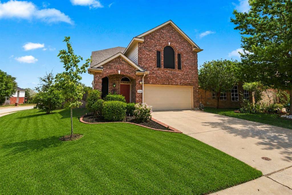 12152 Thicket Bend Drive, Fort Worth, TX 76244