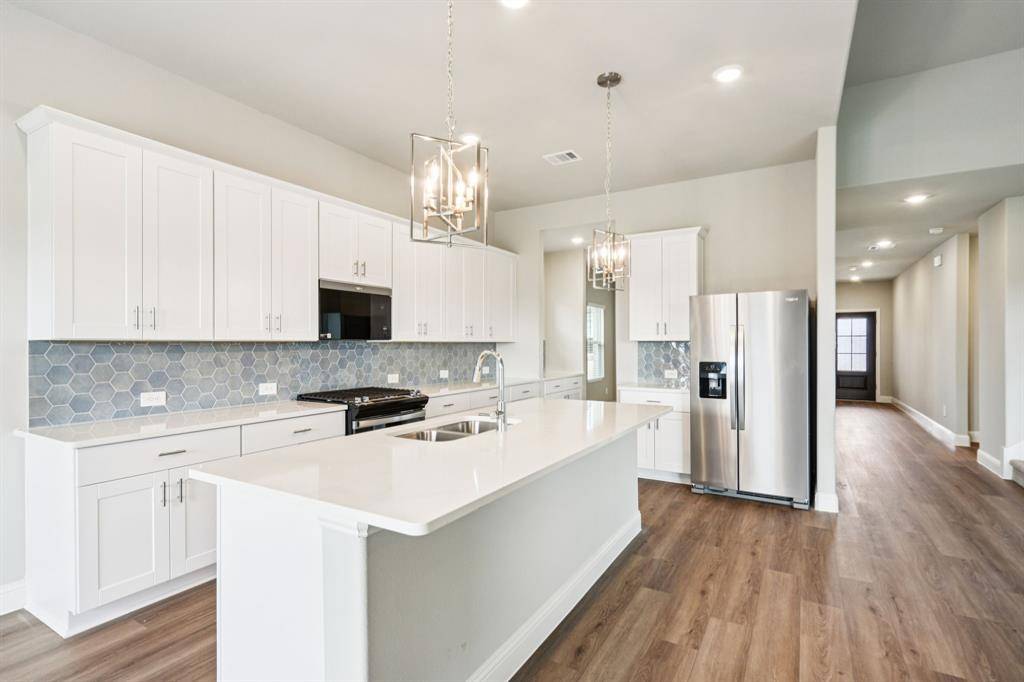 4107 Benbrook Drive, Farmersville, TX 75442