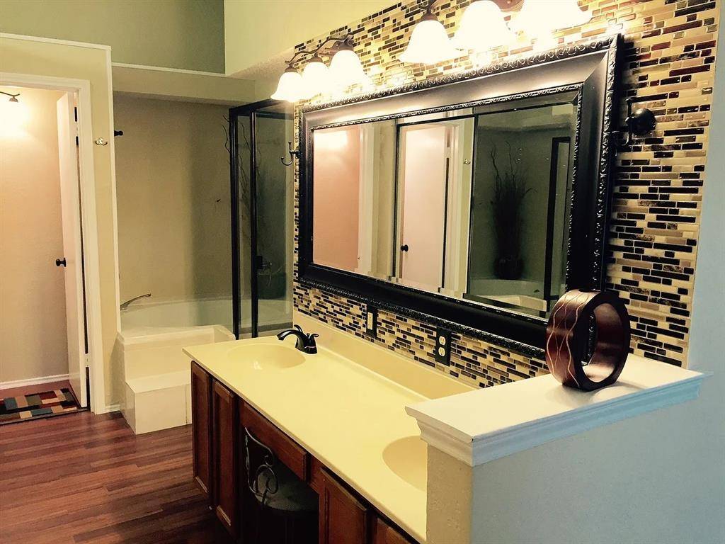 519 Ranch Trail #134, Irving, TX 75063