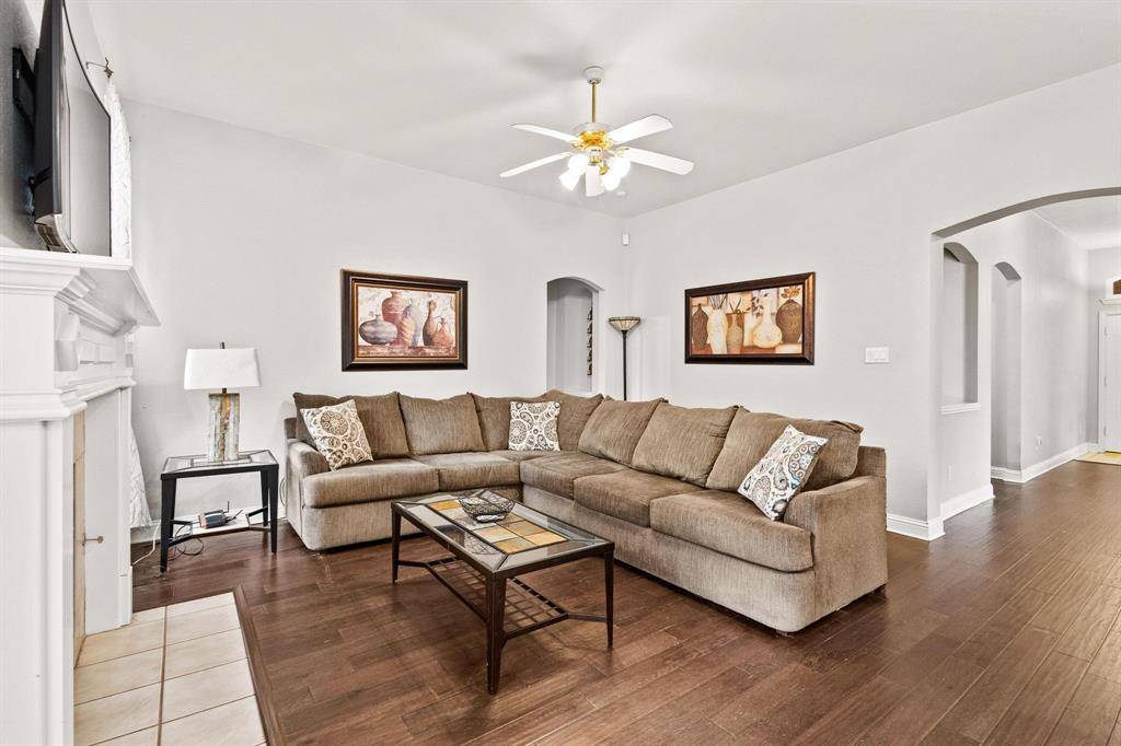 2009 Lake Fork Court, Denton, TX 76210