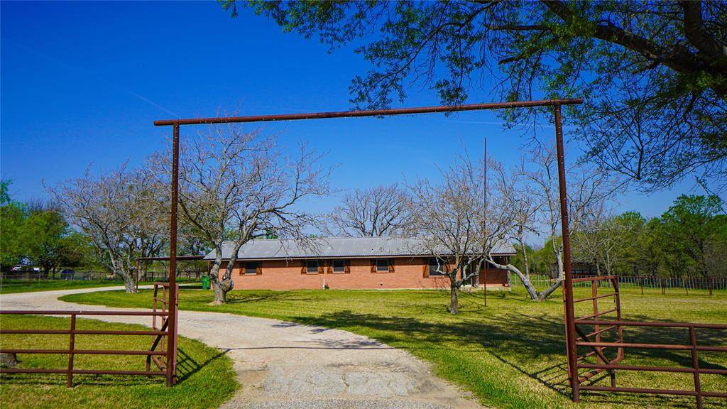 19761 N State Highway 34, Terrell, TX 75161
