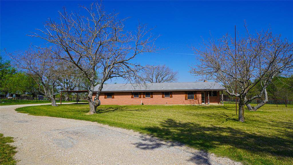 19761 N State Highway 34, Terrell, TX 75161