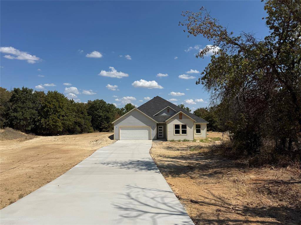 281 Zebrastone Way, Poolville, TX 76487