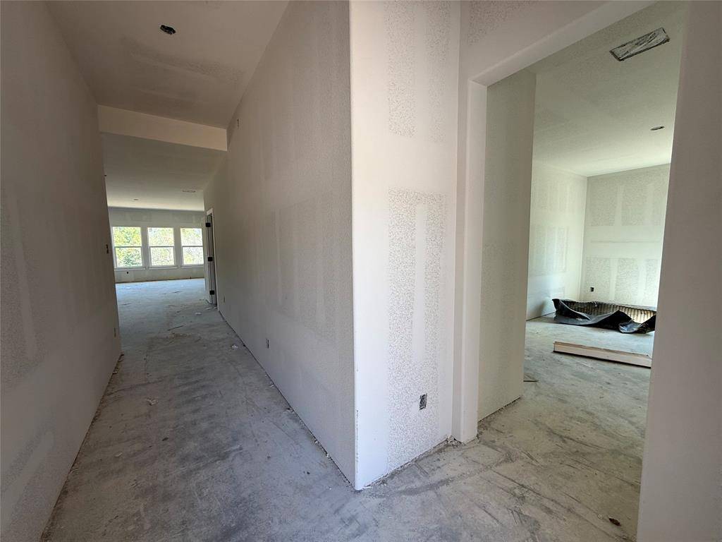 281 Zebrastone Way, Poolville, TX 76487