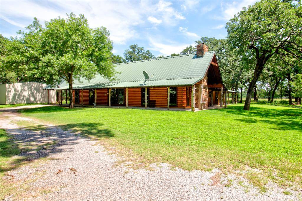 1466 Pearce Street, Collinsville, TX 76233