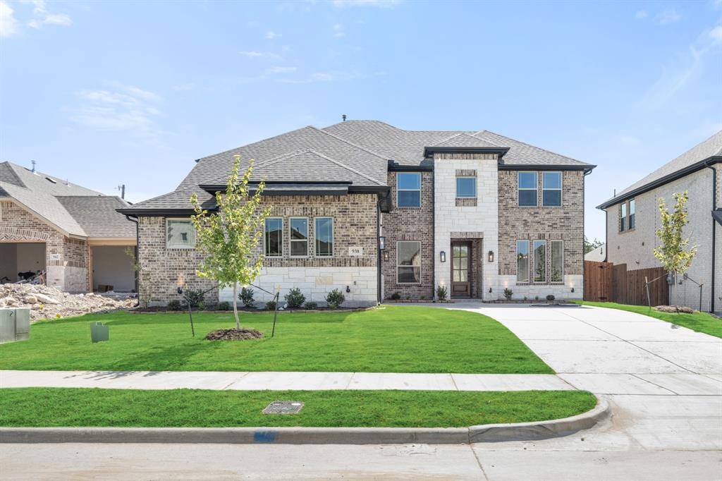 938 Cardinal Drive, Midlothian, TX 76065