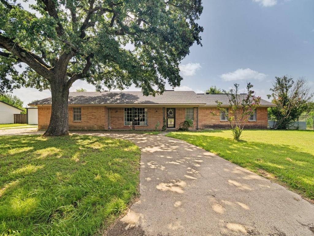 1081 Wright Street, Terrell, TX 75160