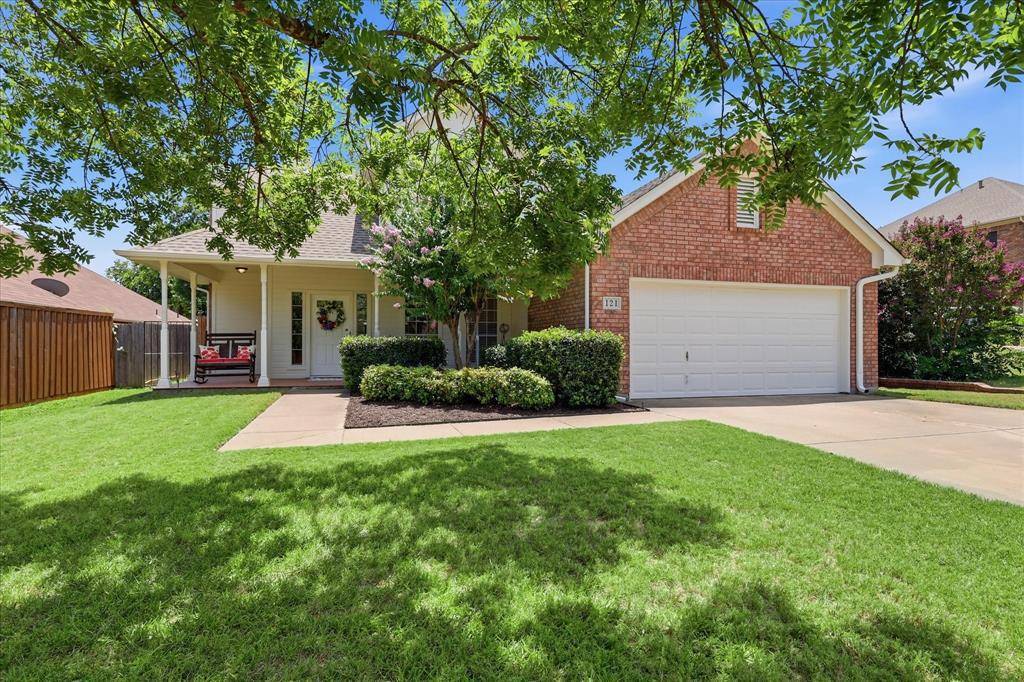 121 S Blue Bonnet Circle, Justin, TX 76247