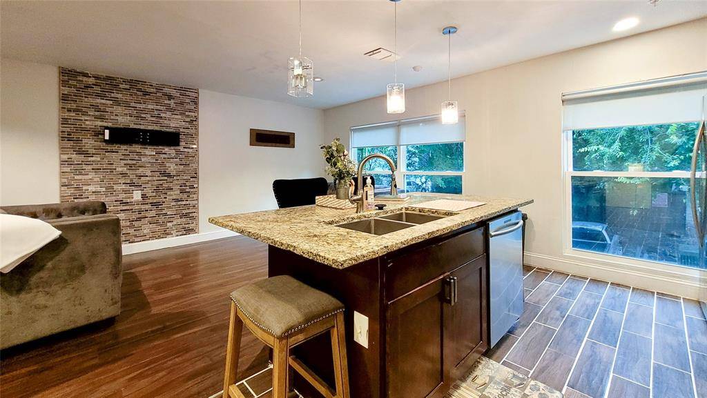 5815 Phoenix Drive #12, Dallas, TX 75231