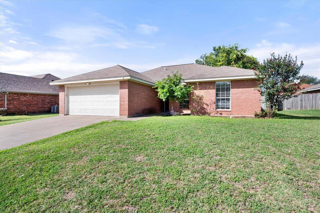 330 Schumacher Drive, Burleson, TX 76028
