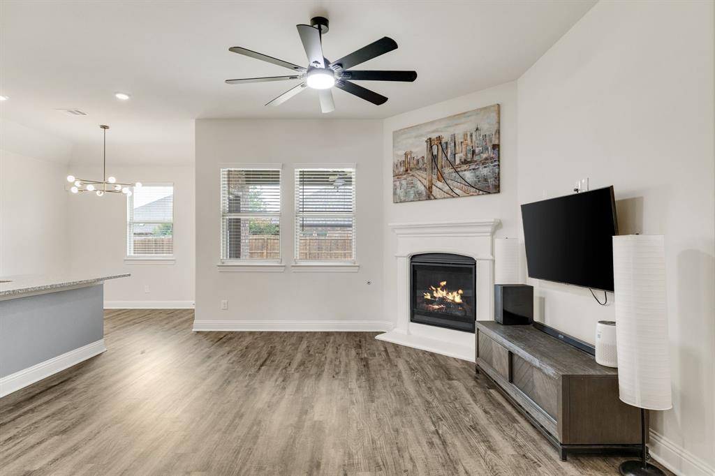 2717 Ainsworth Road, Aubrey, TX 76227