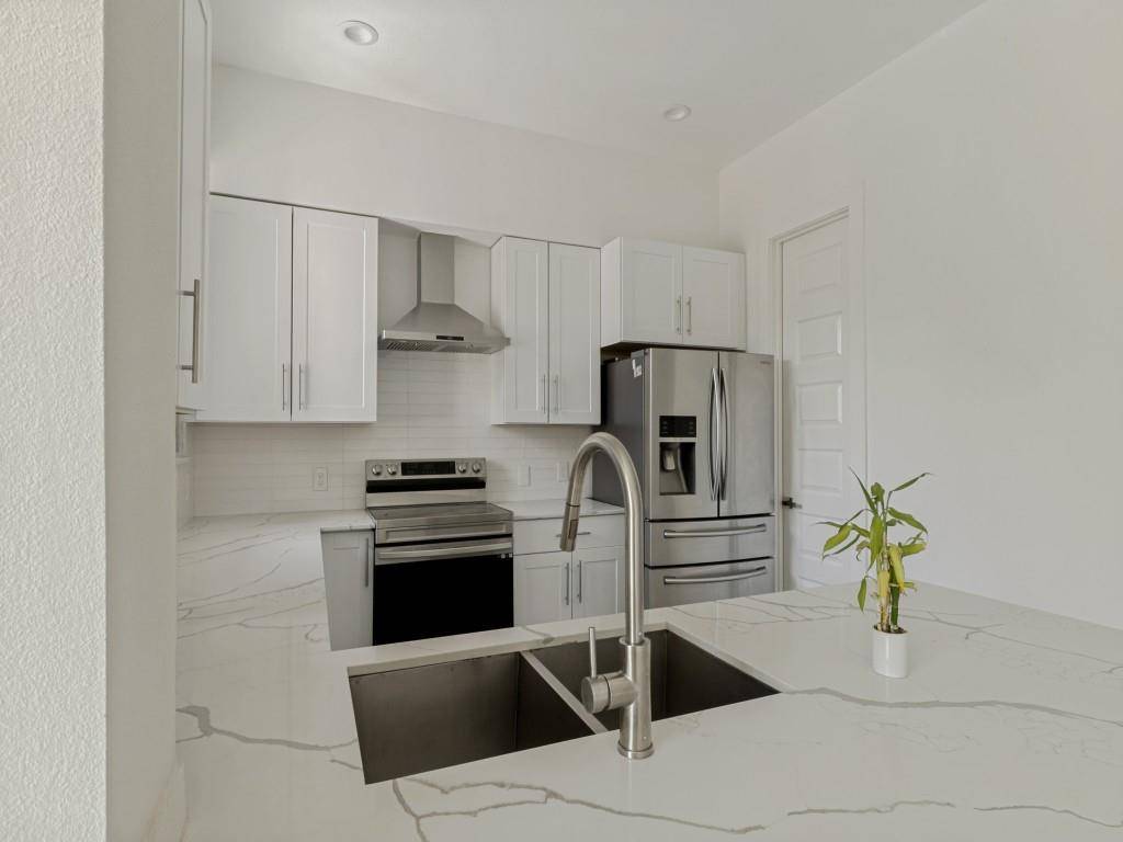 9495 Timberleaf Drive, Dallas, TX 75243