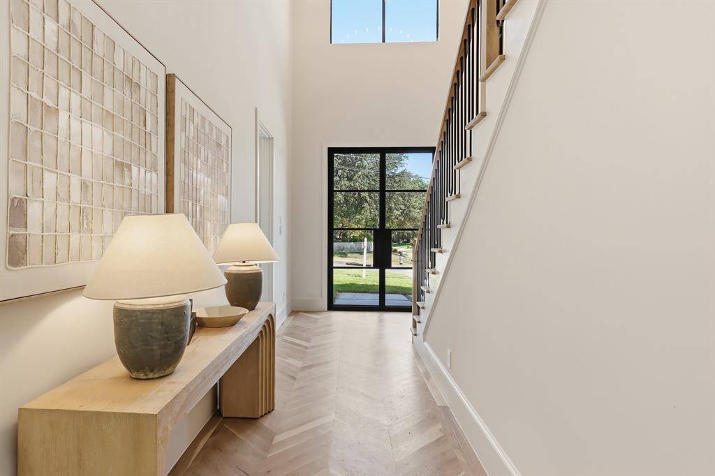 6984 Bob O Link Drive, Dallas, TX 75214