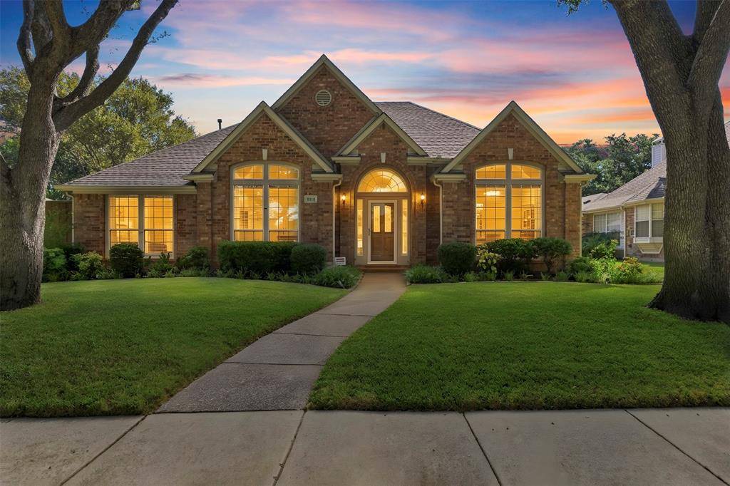 2910 Live Oak Drive, Rowlett, TX 75088