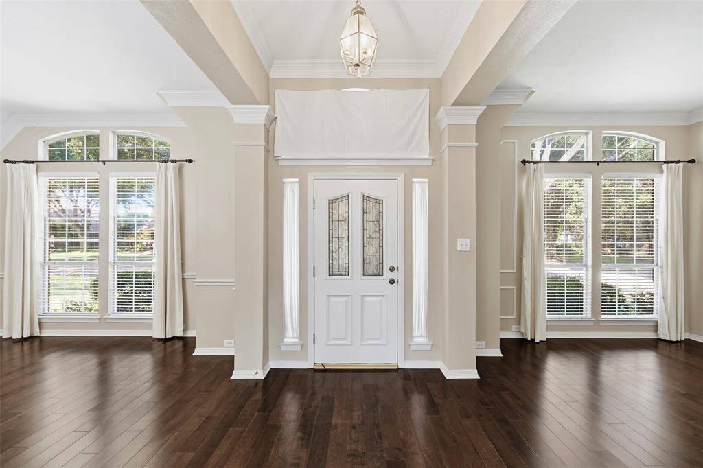 2910 Live Oak Drive, Rowlett, TX 75088