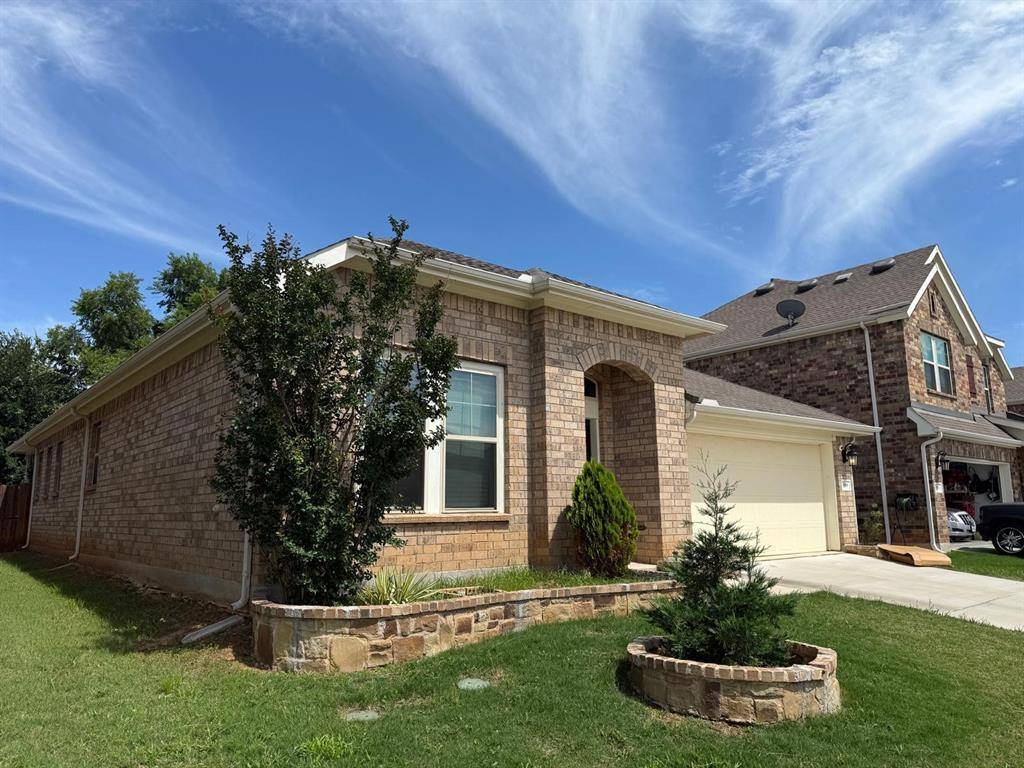 1909 Augustus Drive, Fort Worth, TX 76120