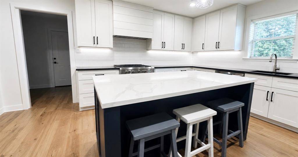 1731 N Mockingbird Lane, Midlothian, TX 76065