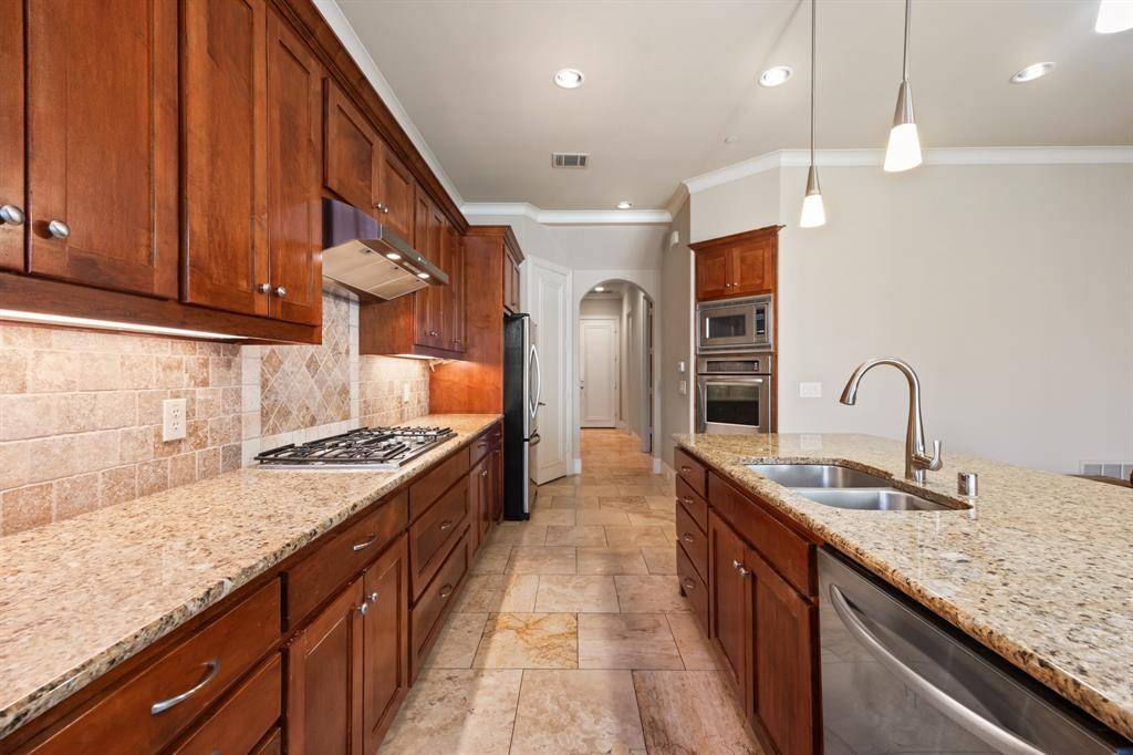 14737 Stanford Court, Addison, TX 75254