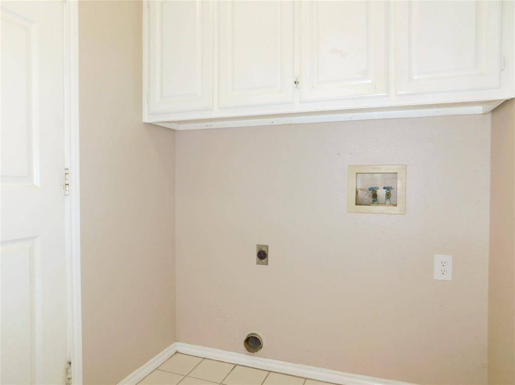 2025 Duck Creek Road, Sanger, TX 76266