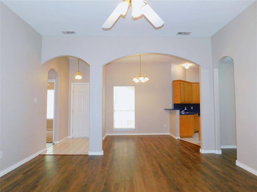 2025 Duck Creek Road, Sanger, TX 76266