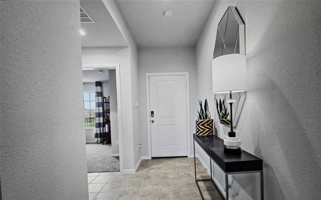 1517 Central Park Drive, Alvarado, TX 76009