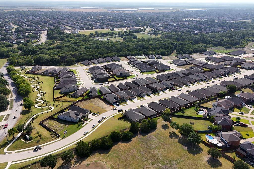 2032 Paradise Valley Drive, Mesquite, TX 75149