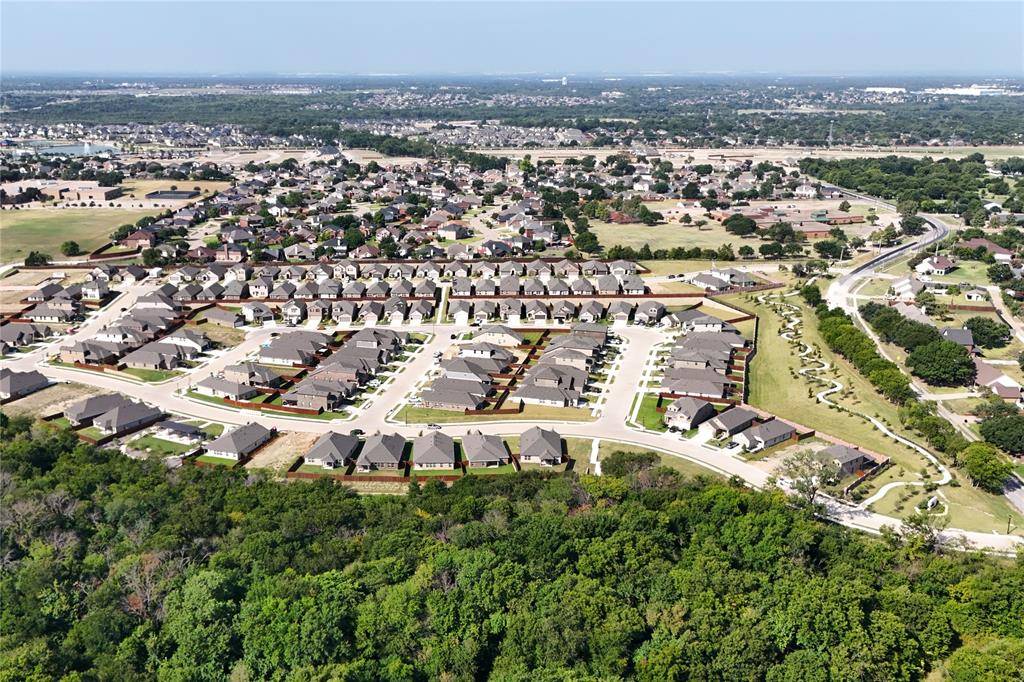2032 Paradise Valley Drive, Mesquite, TX 75149